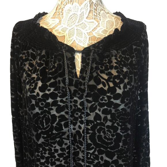 NWT Go Silk velvet floral sheer tasseled top, smocked, ruffled collar size small - Picture 3 of 12